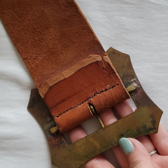 Vintage Large Leather Belt With Copper Belt Buckle - Picture 4 of 8